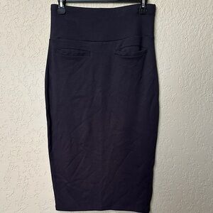 Snag Grey Pencil Skirt - Sleek High-Waist Design